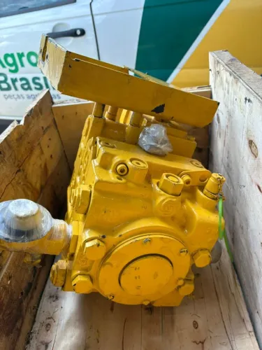 Bomba Hidro e Motor Hidro colheitadeira New Holland 