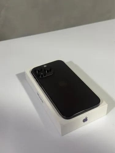 iPhone 14 Pro Max 256GB - Seminovo - 92% saúde da bateria