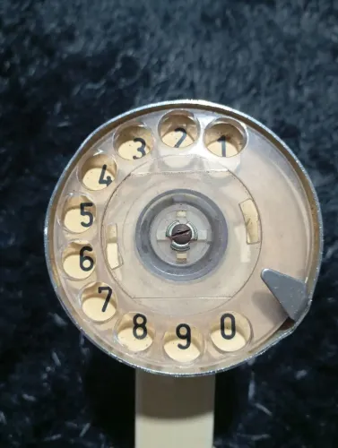 Telefone de disco colecionador 