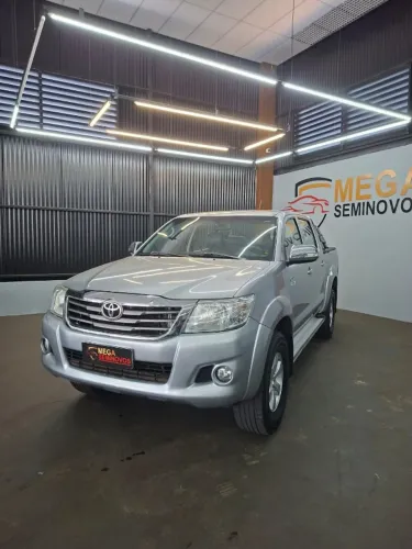 Toyota Hilux CD SRV 4X2 2.7 Flex 16V Aut. 2015