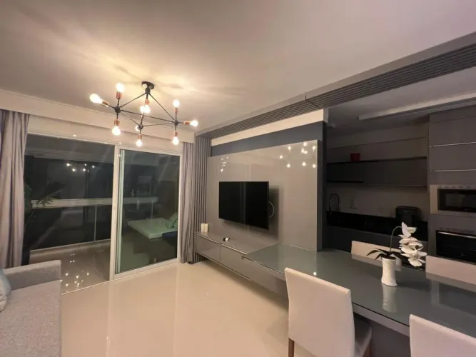 Apartamento para Locação em Florianópolis, AGRONOMICA, 2 dormitórios, 2 suítes, 3 banheiro
