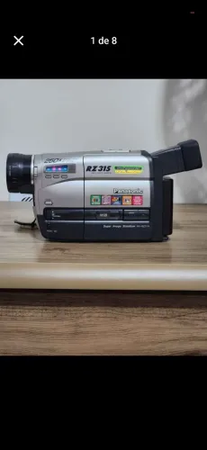 Filmadora VHS-C Panasonic NV-RZ315BR