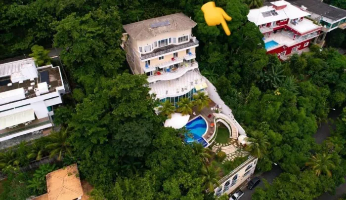 Terreno à venda no condomínio Península em Guarujá