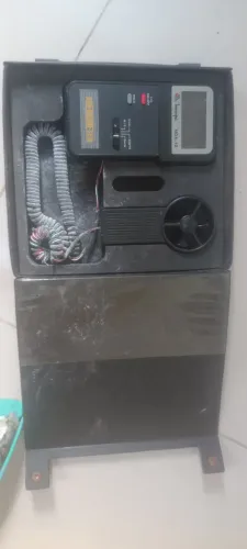 anemômetro digital, especificamente o modelo Minipa MDA-10.