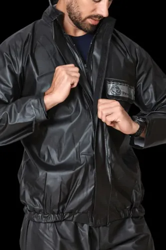 Conjunto de Chuva Motoqueiro PVC Moto Race - Blusão + Calça | R$ 100