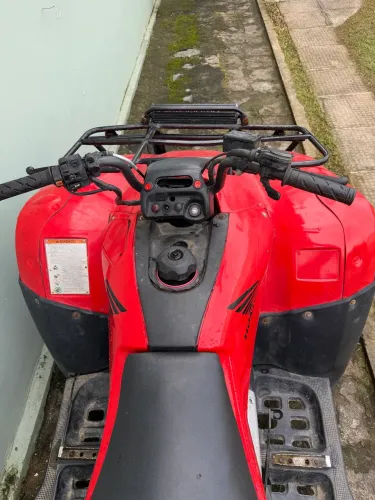 Vendo ou troco Quadriciclo Fourtrax trx 350cc 