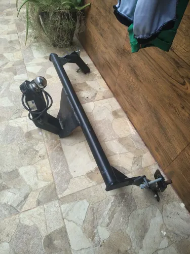 Vendo reboque para Duster 4x2.