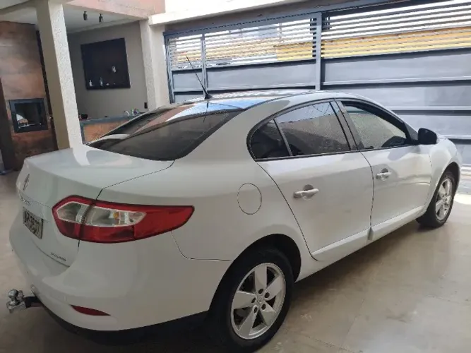 Renault Fluence Sed. Dynamique 2.0 16V Flex Aut. 2014