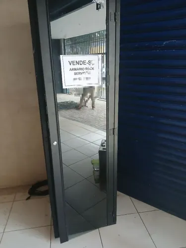 RACK PARA SERVIDOR