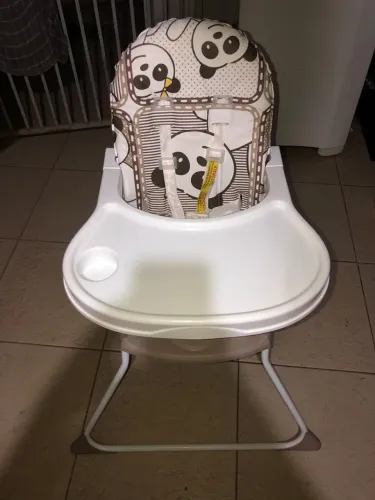Vendo cadeirinha de alimentação marca galzerano