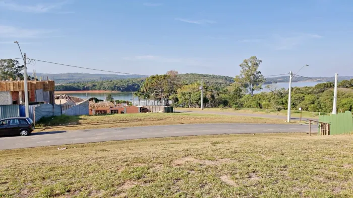 Terreno INCRÍVEL, 1.047 m² ótima localização com vista para a represa!! Le Portier Nautic