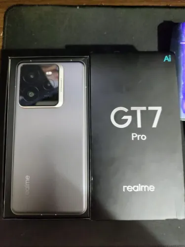 Realme GT 7 Pro - SNAPDRAGON 8 ELITE (O MAIS NOVO) + 12 GB RAM + 512 GB MEMÓRIA<br>