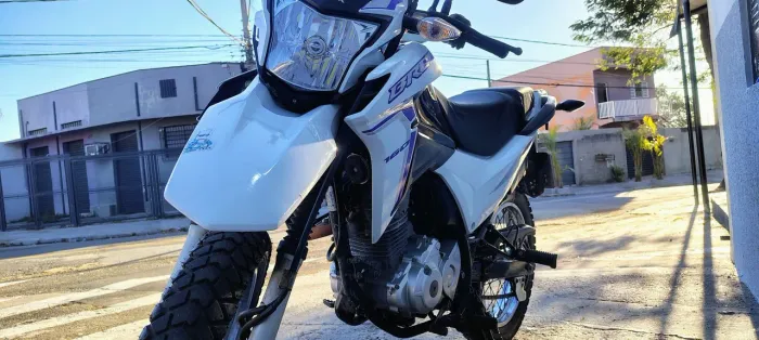 Honda NXR Bros 160 2022 - Branca