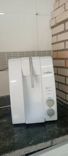 Purificador de água semi novo gelando perfeitamente