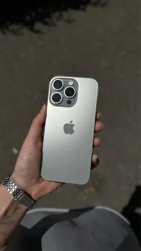 iPhone 16 pro Max - 256gb - bateria 87% - parcelamos em até 18x