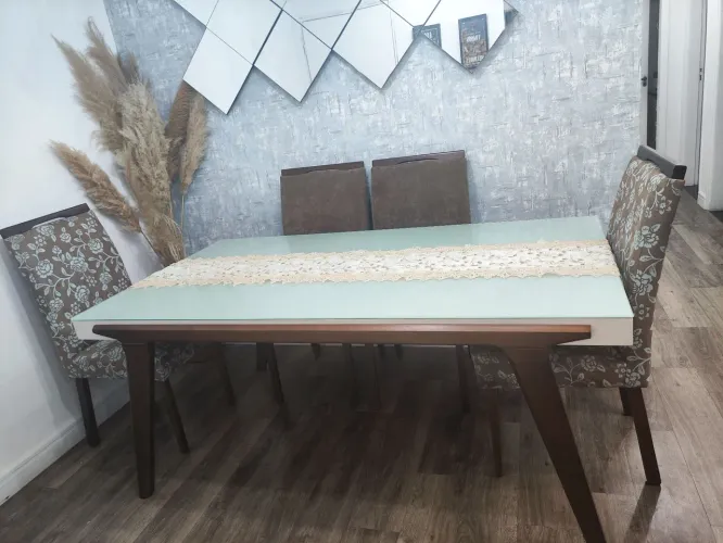 Mesa de jantar com 6 cadeiras 1,80x1,00m