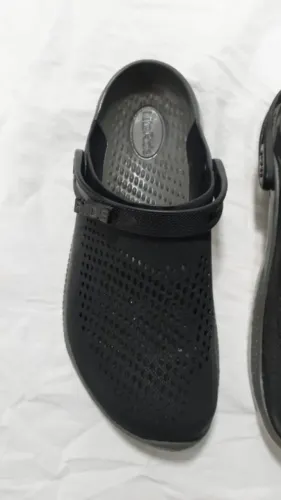 Sandália Crocs Literide Preta - Masculina - número 41