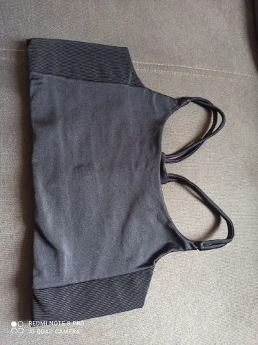 Top fitness Lupo original Preto G, 80 reais 