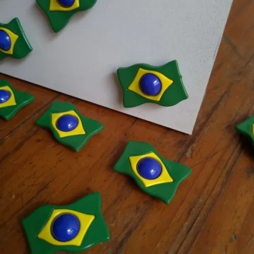 Kit com 12 imãs decorativos para fixar fotos 