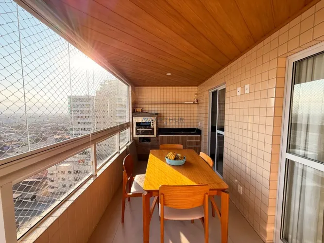 Apartamento à venda em Praia Grande na Guilhermina com 2 dormitórios e 2 vagas