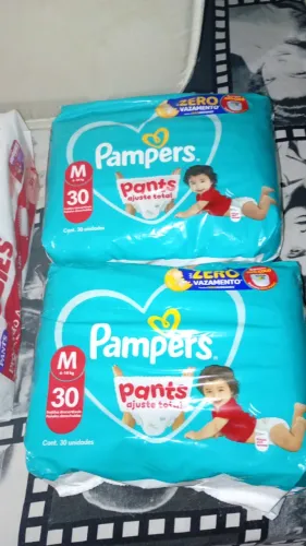 fraudas Pampers M 30