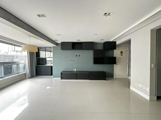 Apartamento com 03 quartos no bairro Vila da Serra