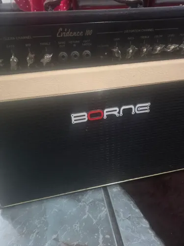 Amplificador de guitarra BORNE 100 w modelo EVIDENCE 100