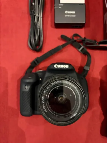 Canon T3I na caixa + acessórios
