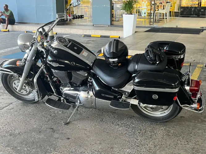 Suzuki Boulevard C1500