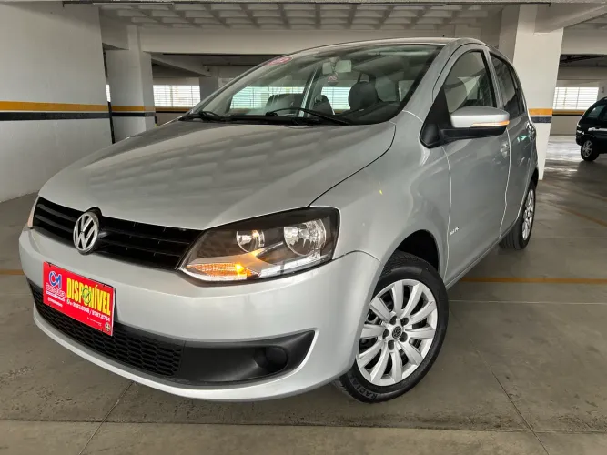 Volkswagen Fox 1.6 MI Total Flex 8V 5P 2012