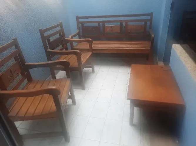 Kit com 1 Banco, 2 poltronas e uma mesa para Jardim