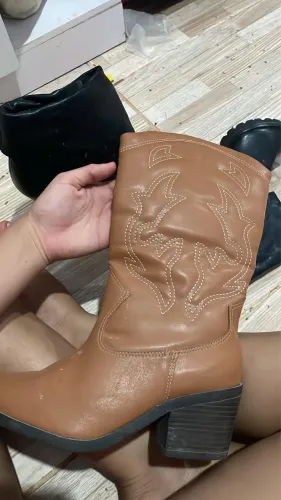 Vendo Bota 35/36 da Visual