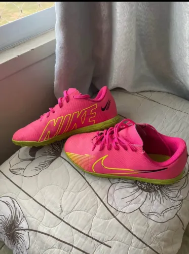 Chuteira Nike