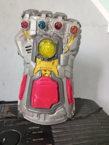 Item colecionável Manopla do Infinito