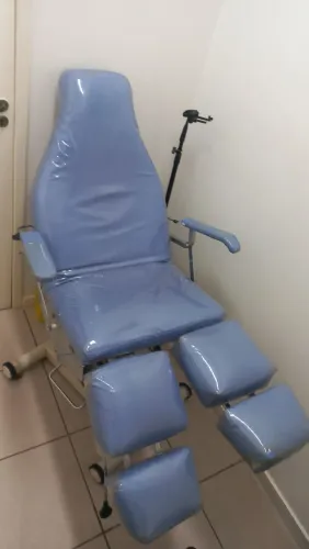 Cadeira de Podologia com Mocho!