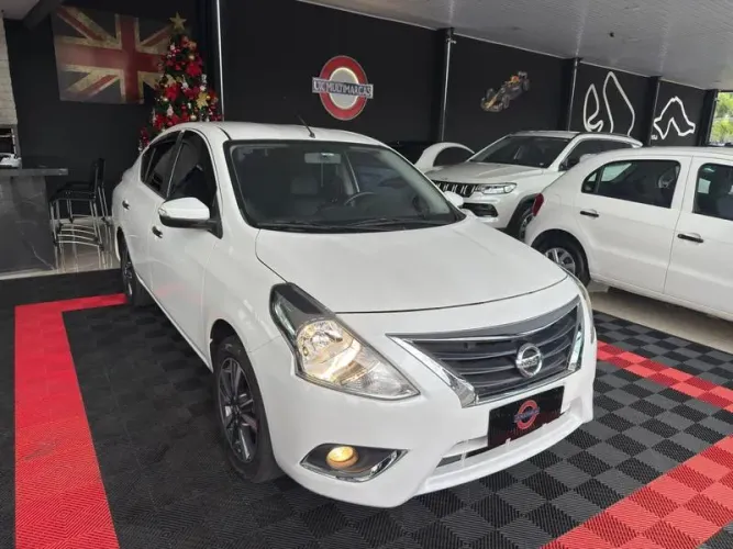 Nissan Versa V-drive Premium 1.6 16V Flex AUT 2021