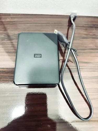 HD Externo 2TB WD Elements (Ideal para PS5, PS4 e PC) - Perfeito Estado