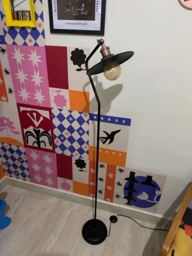 Luminária de chão Retrô