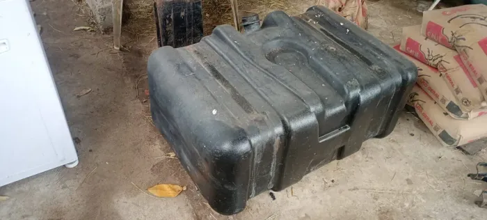 Tanque Reserva 1634 com Suportes - Completo e Pronto para Instalação