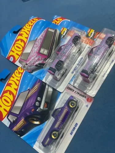Hot Wheels linha básica
