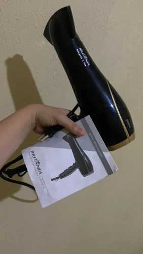 Secador de cabelo Bivolt da Britânia