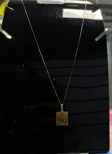 Vendo cordão de ouro com pingente do atlético 