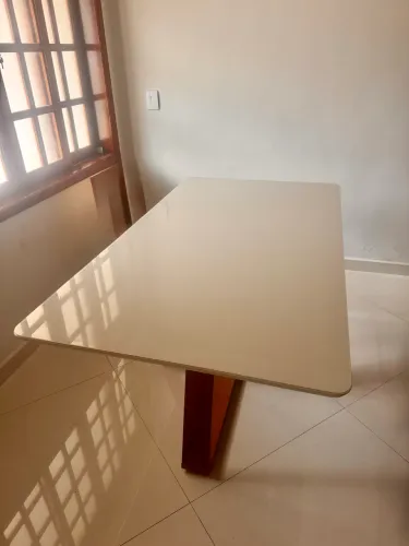 Mesa de Jantar Retangular c/ Vidro para 6 Lugares Avena