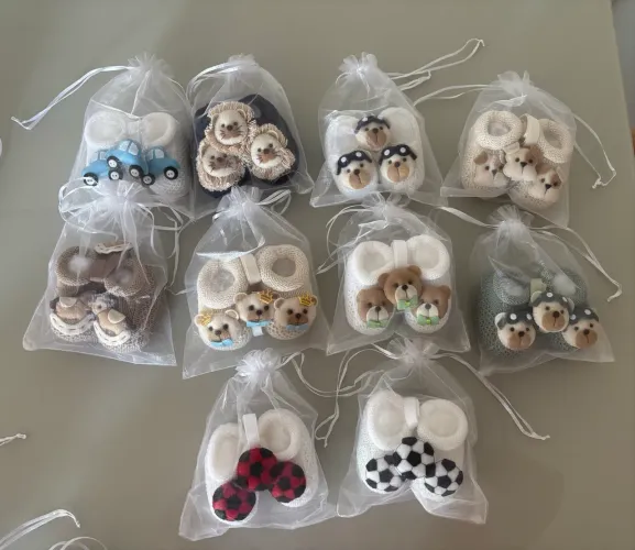 Sapatinho de tricô para bebês 