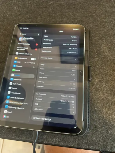 iPad 10th 64 GB