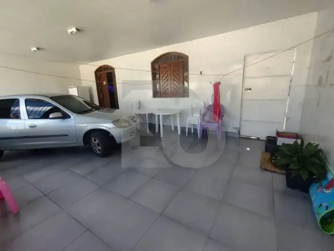 Casa de 143m² no Bairro Bugio com 4 Quartos
