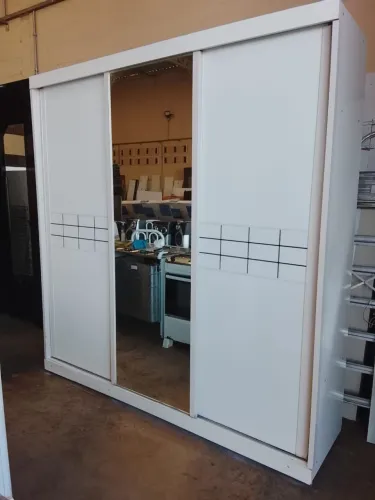 Guarda roupas USADO ENTREGA e MONTA dentro de Uberlândia MG