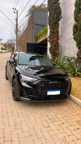 Audi Q3 SPB Perf. Black 2.0 TFSI Tipt. Quat. 2022