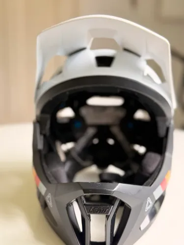 Capacete Enduro Leatt 2.0 - M