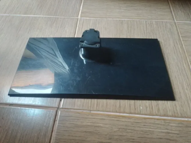 Pe para TV e monitor